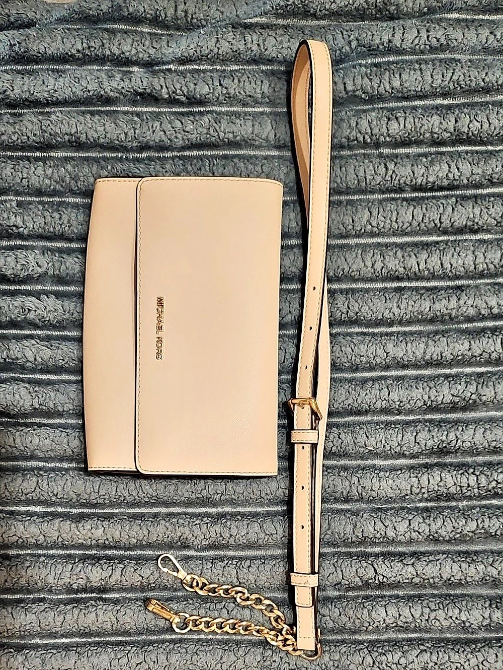 Michael Kors Voyager Extra-Small Saffiano Leather Convertible Crossbody Bag